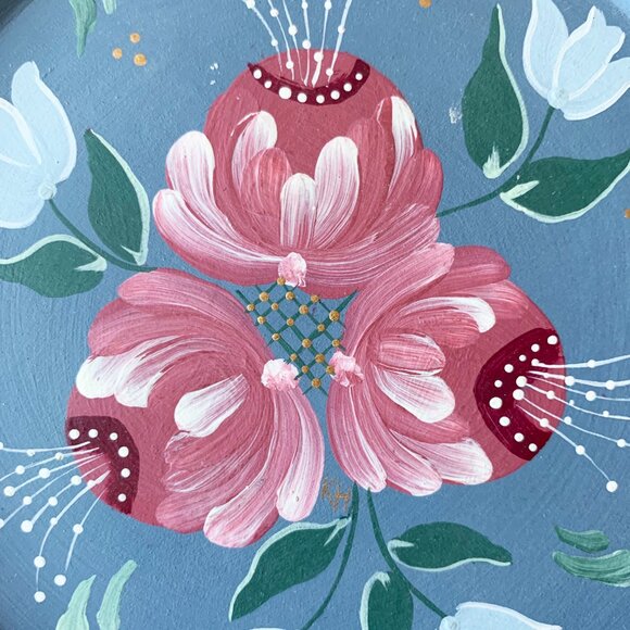 Décor | Hand Painted Decorative Plate, Basketweave Peonies, Folk Art, 8" Ceramic - Picture 3 of 8